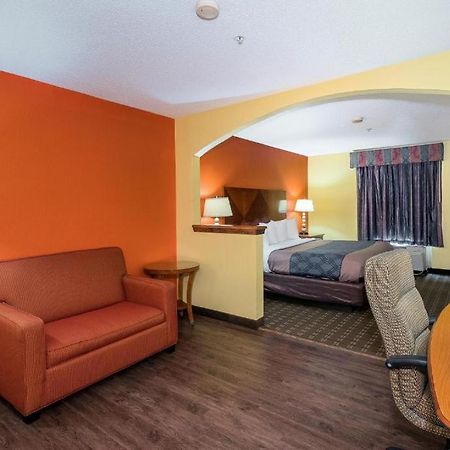 My Home & Suites Madison Ga Dış mekan fotoğraf