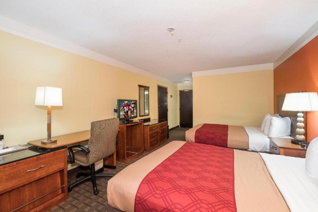 My Home & Suites Madison Ga Dış mekan fotoğraf